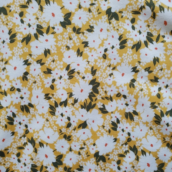 Forever 21 Floral Skater Dress - Picture 4 of 6